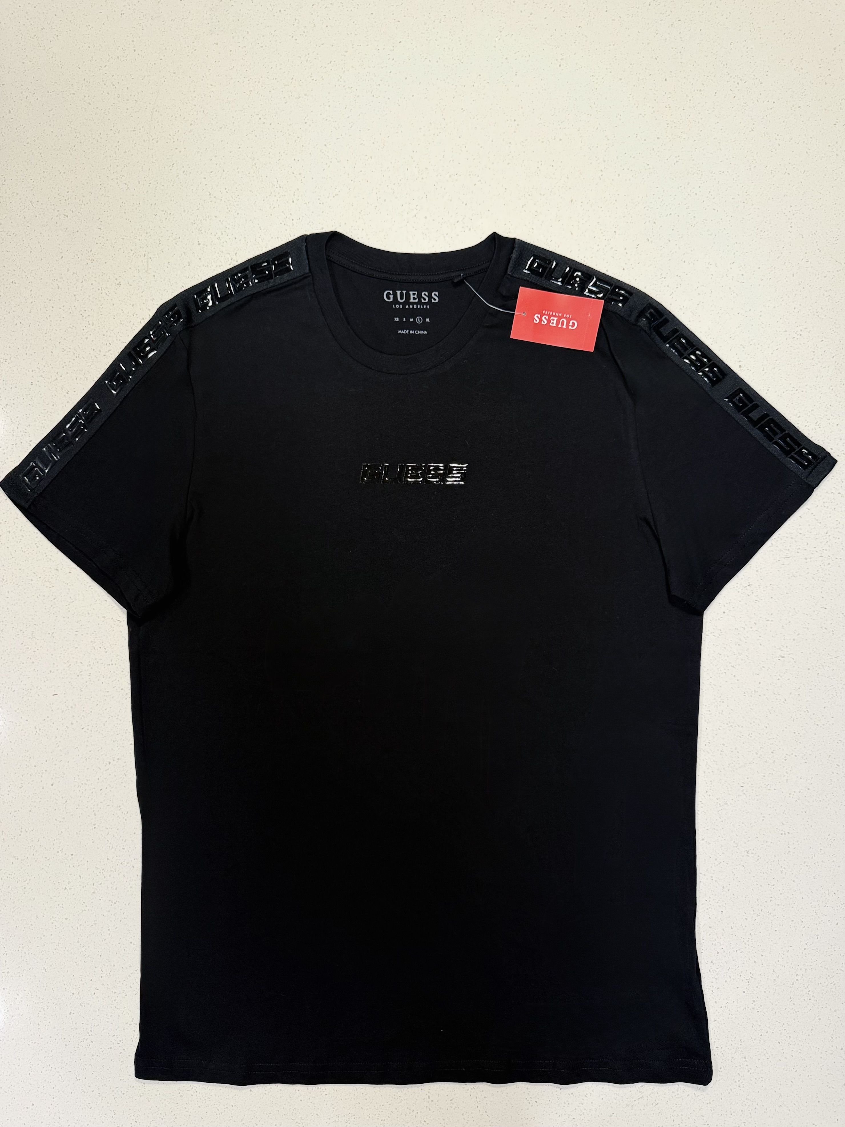  Remera Guess 