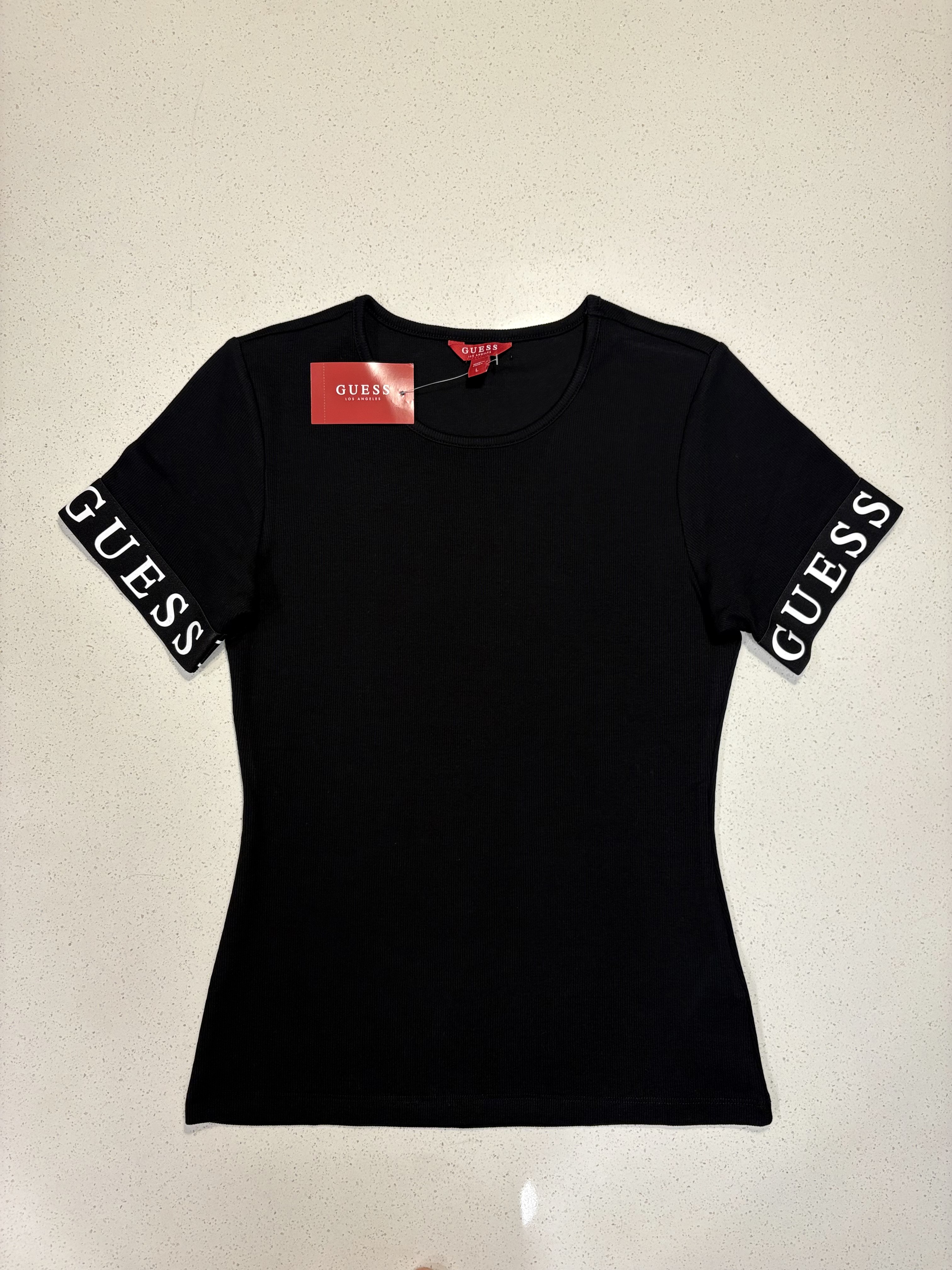 Remera Guess